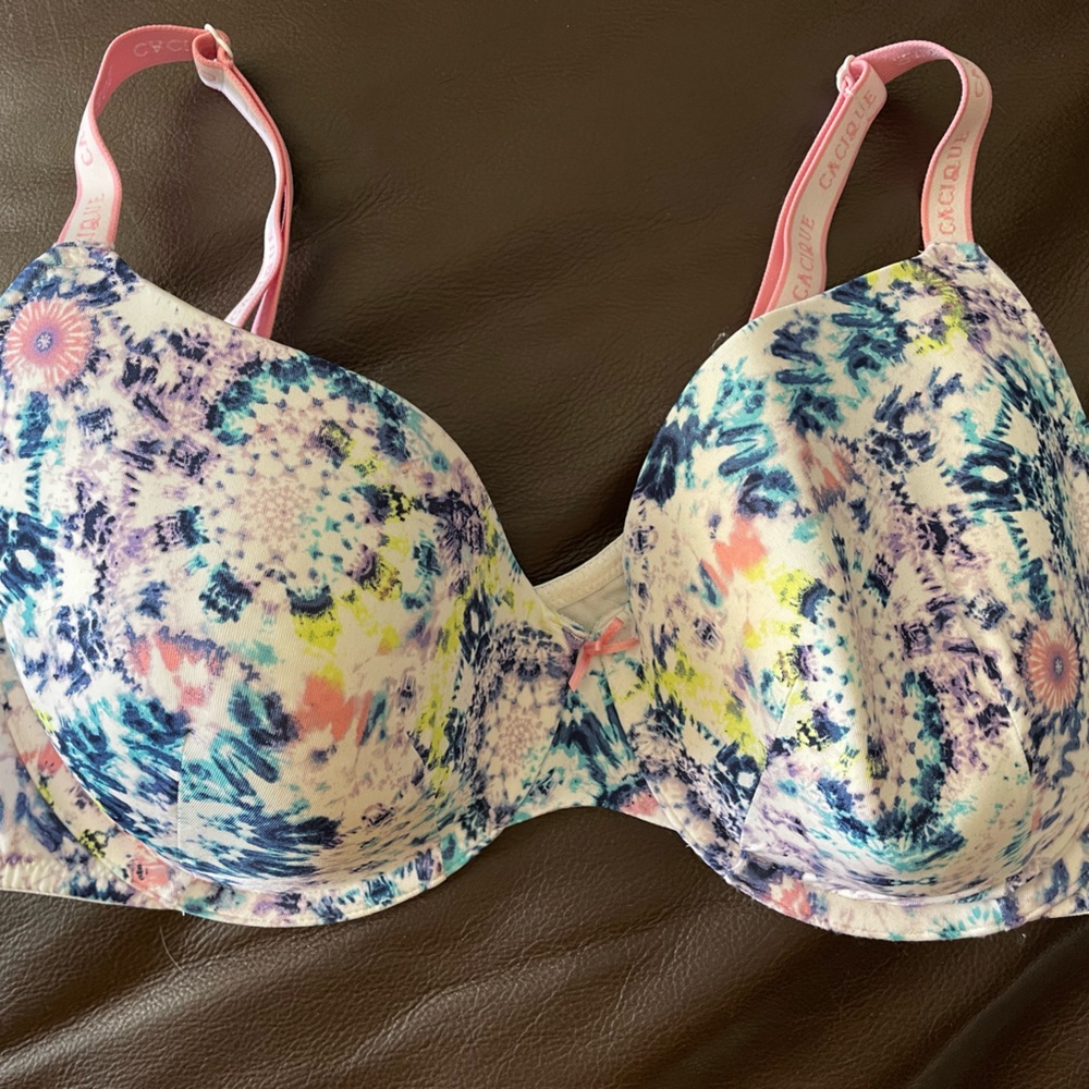 Cacique Bra like new